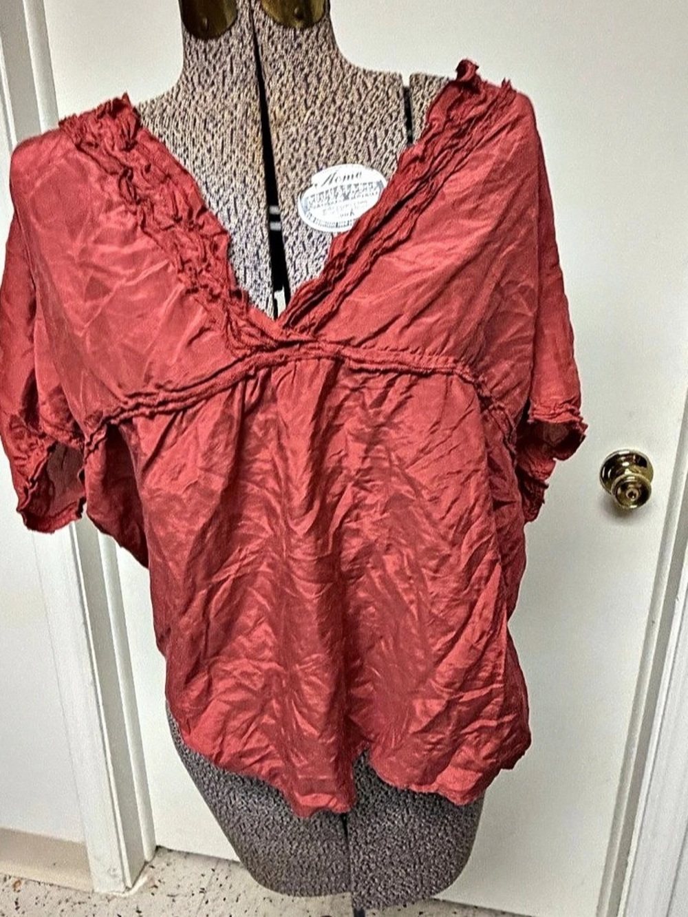 Banana Republic Ruffle V-Neck Blouse in Red Size XL